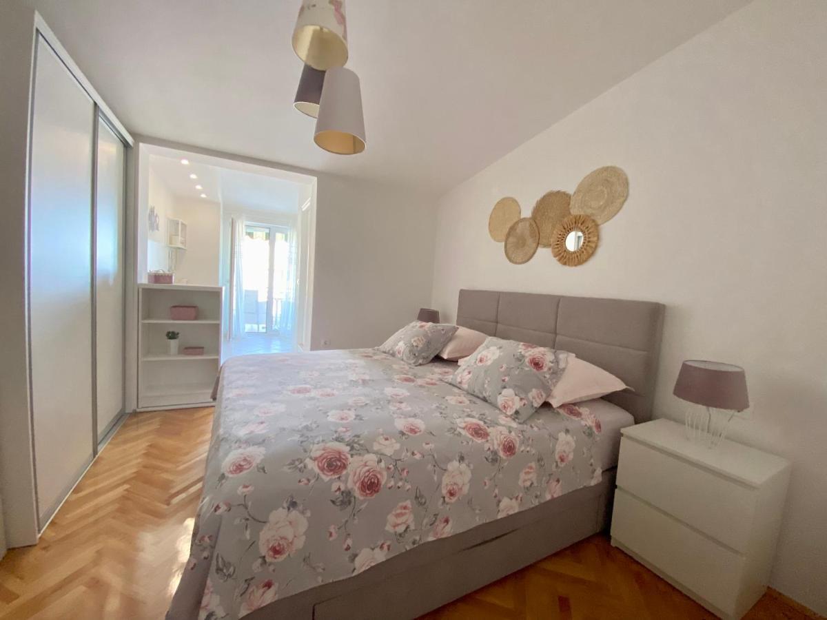 Studio Apartment Sea View