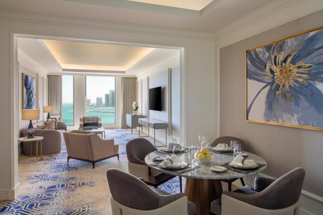John Jacob Suite 1 Bedroom Larger Suite 1 King Sea View Corner room