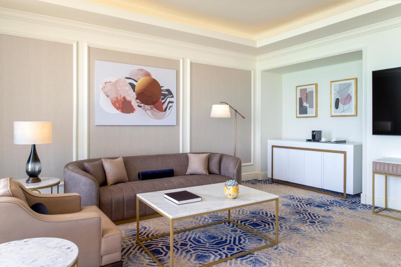 Empire Suite 2 Bedroom Larger Suite Sea view Corner room