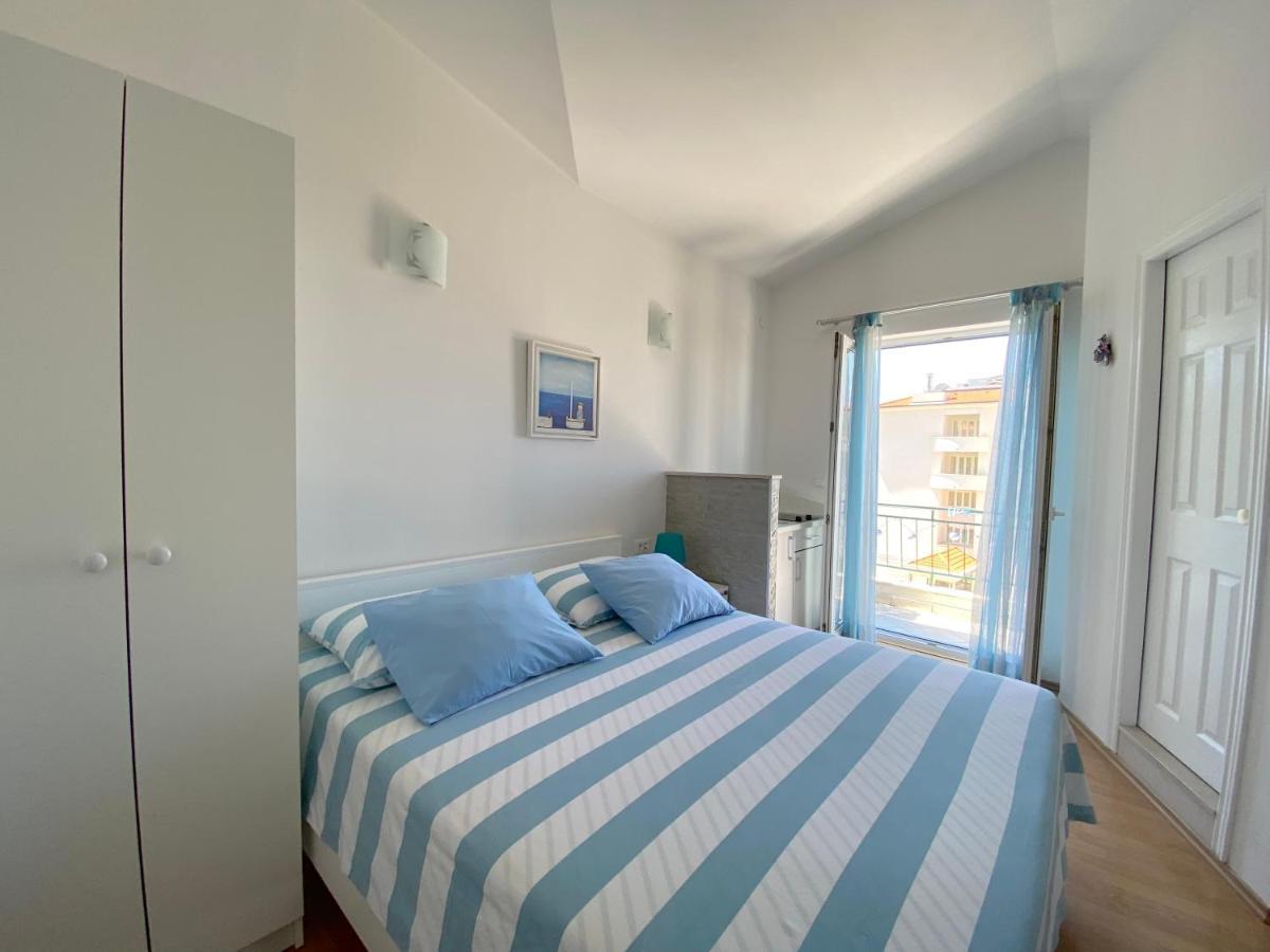 Studio Apartment Sea View