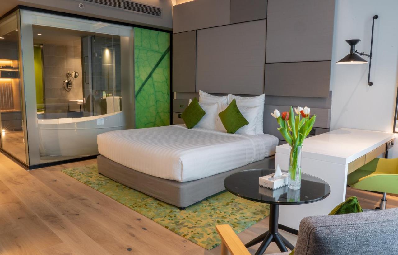 Courtyard Suite