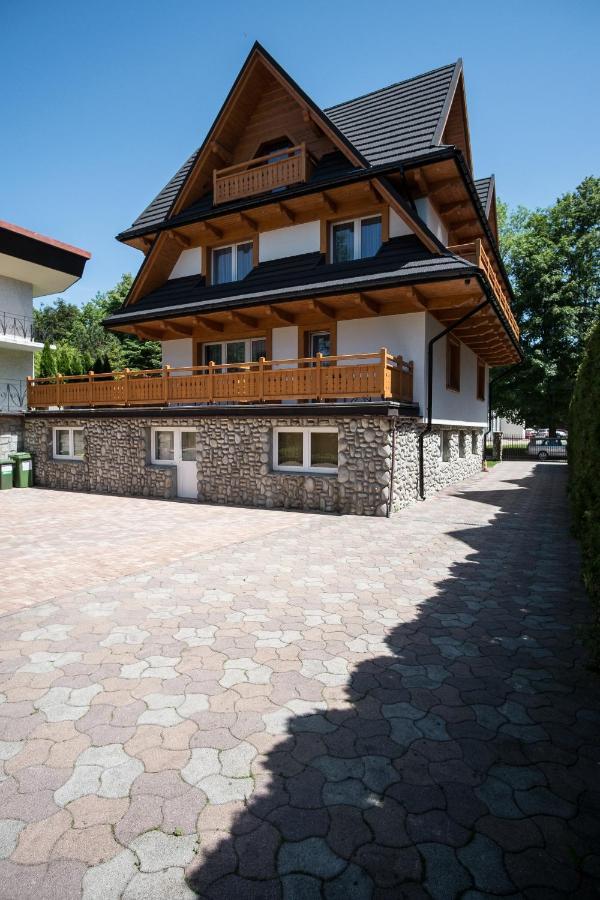 Pokój trzyosobowy z balkonem