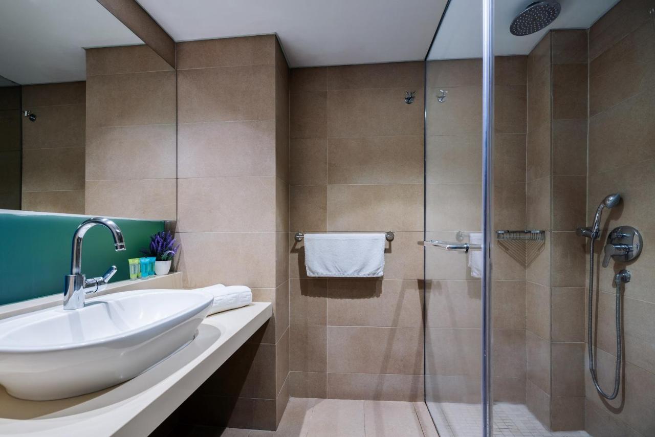 Superior Double Room Pool View