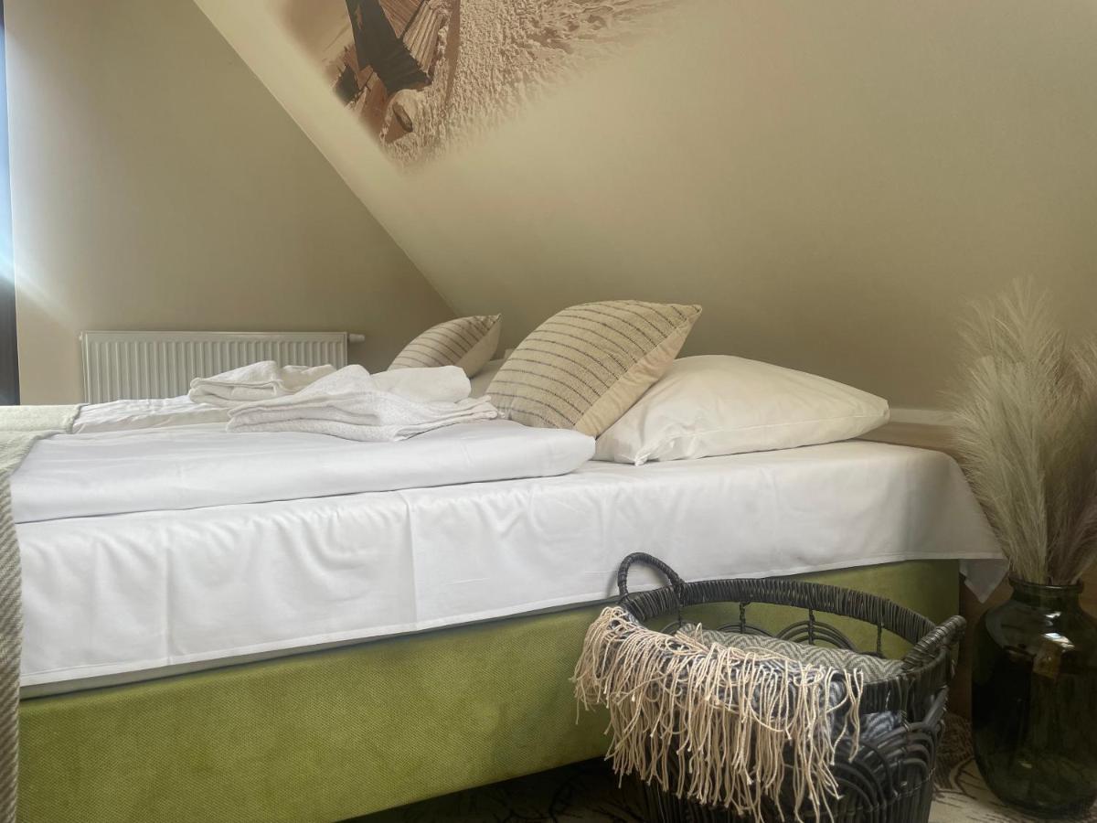 Standard Triple Room,1259706247:JPEG