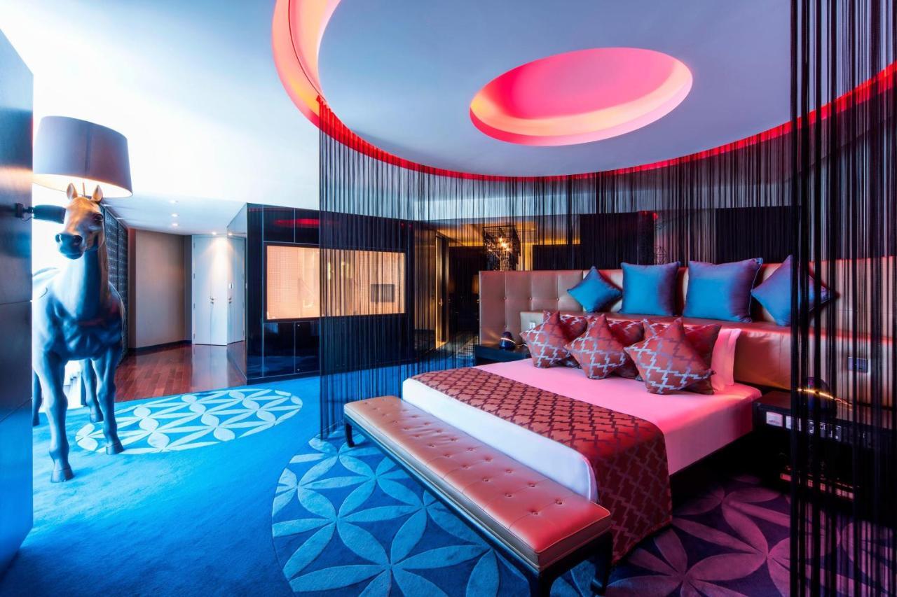 Penthouse One-Bedroom Presidential King Suite Sea View