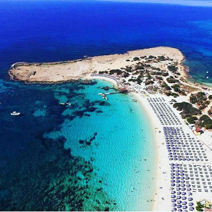 BeachFit Padel Wellness Room Private Beach