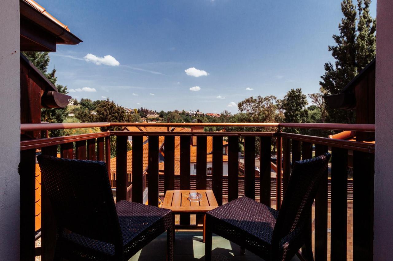 Double or Twin Room Balcony