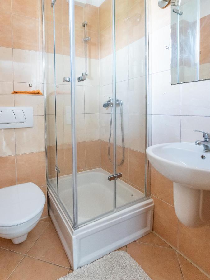 Pokój trzyosobowy z balkonem