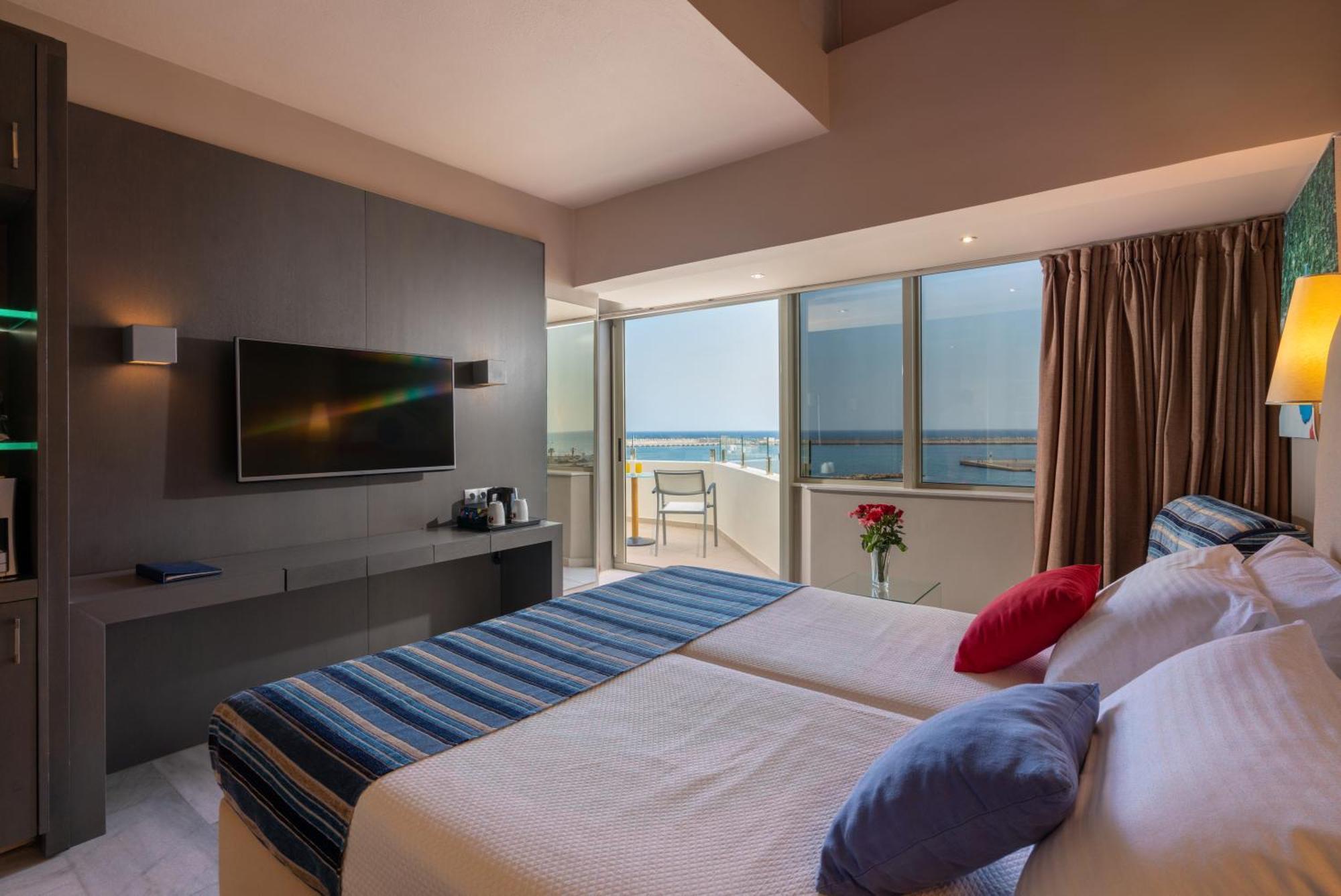 Grand Suite Panoramic Sea View