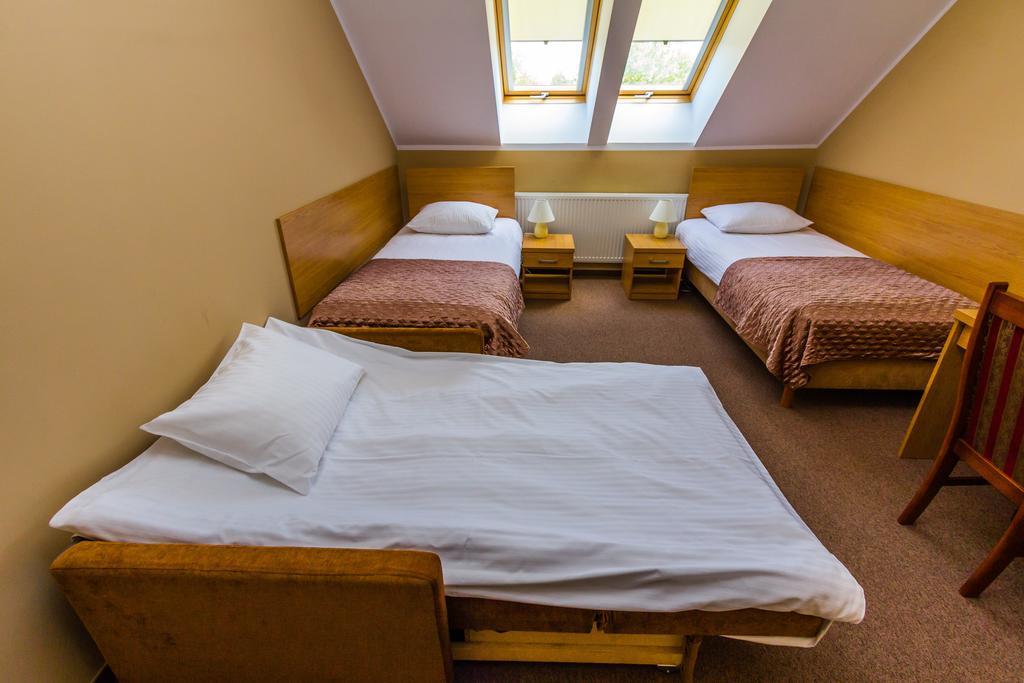 Classic Triple Room,205186153:JPEG