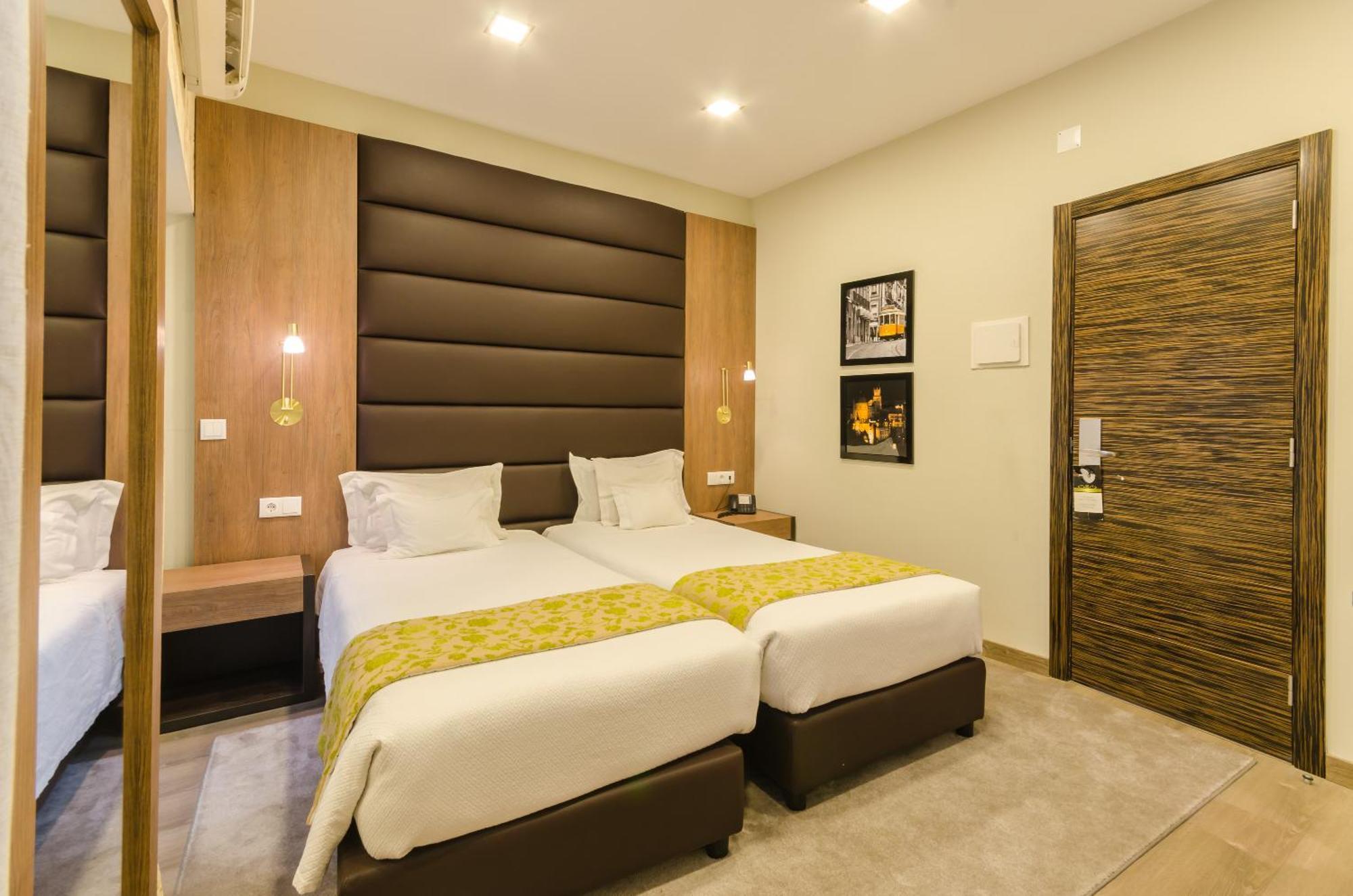 Superior Twin Room