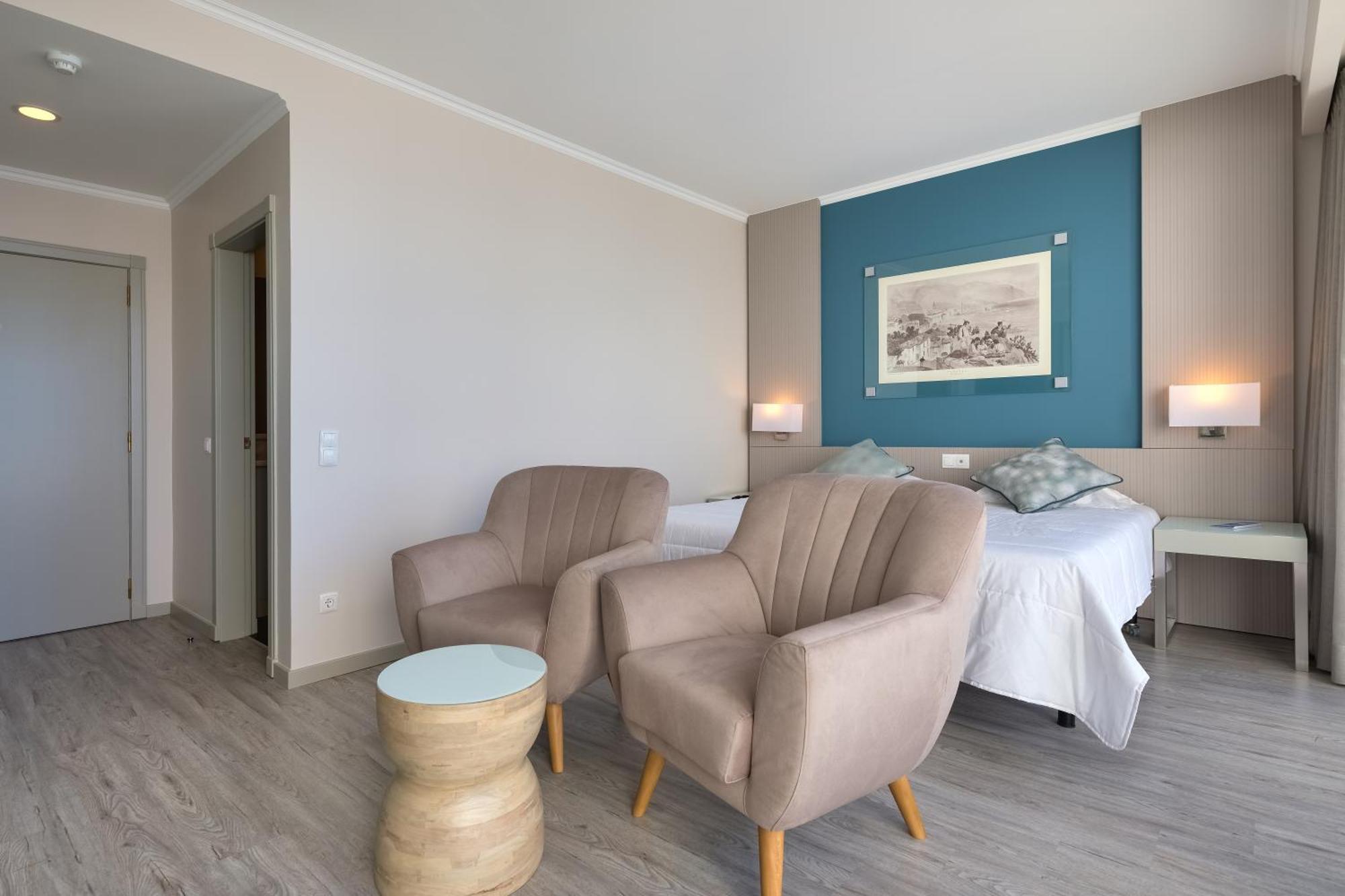 Superior Deluxe Double or Twin Room