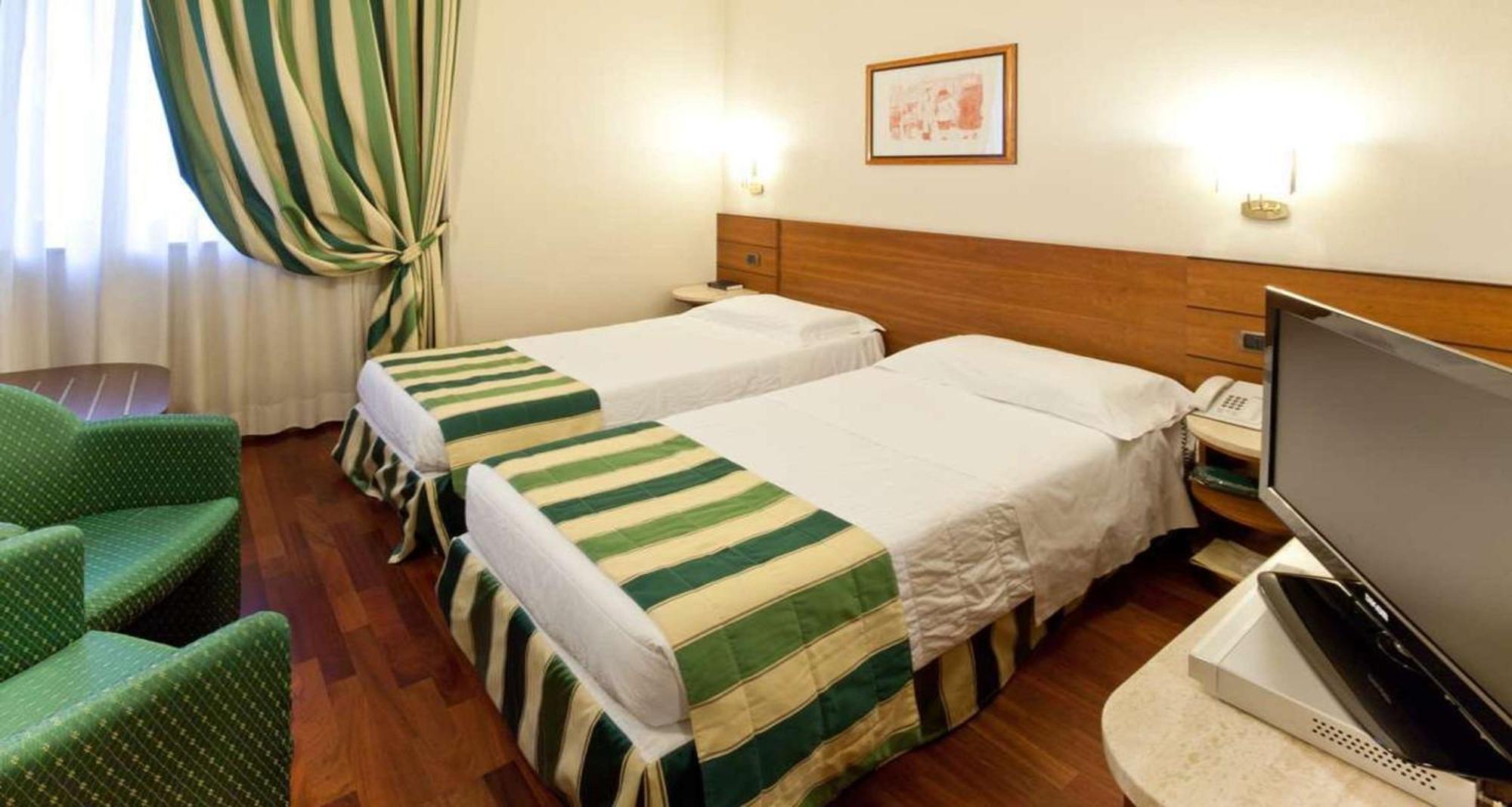 Quadruple Room,1707864741:JPEG
