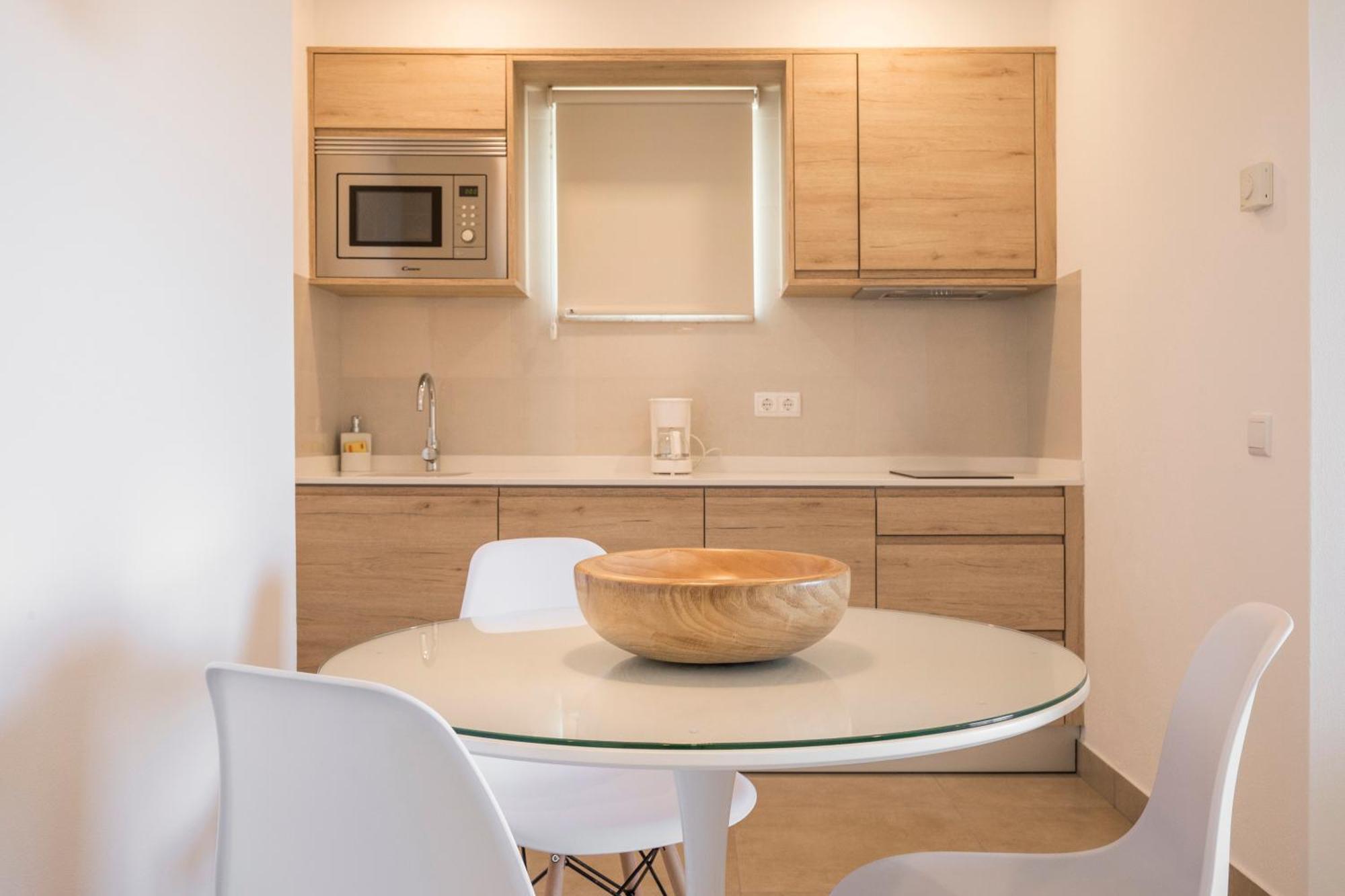 Premium One-Bedroom Apartment Sea View