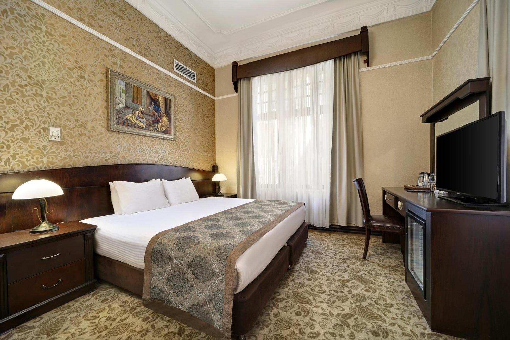 Family Suite Two Bedroom with Jacuzzi,1274940886:JPEG