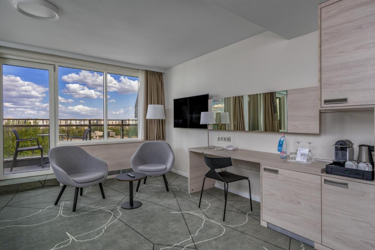 Junior Suite with Wellness and Fitness Access,1296818059:JPEG