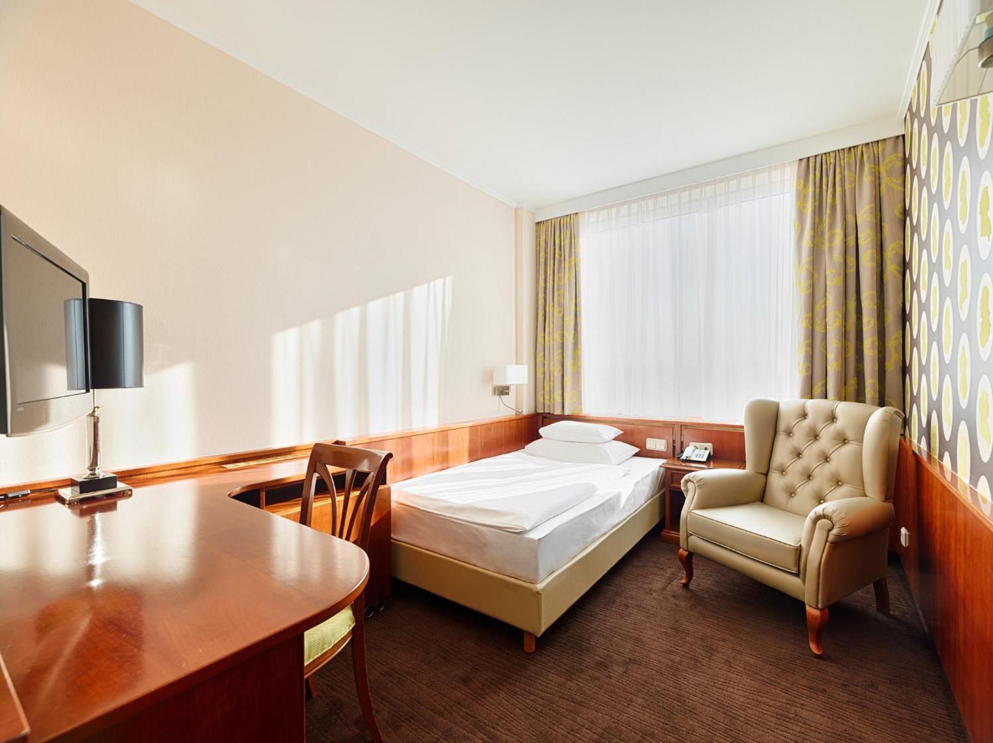 Single Room Terrace