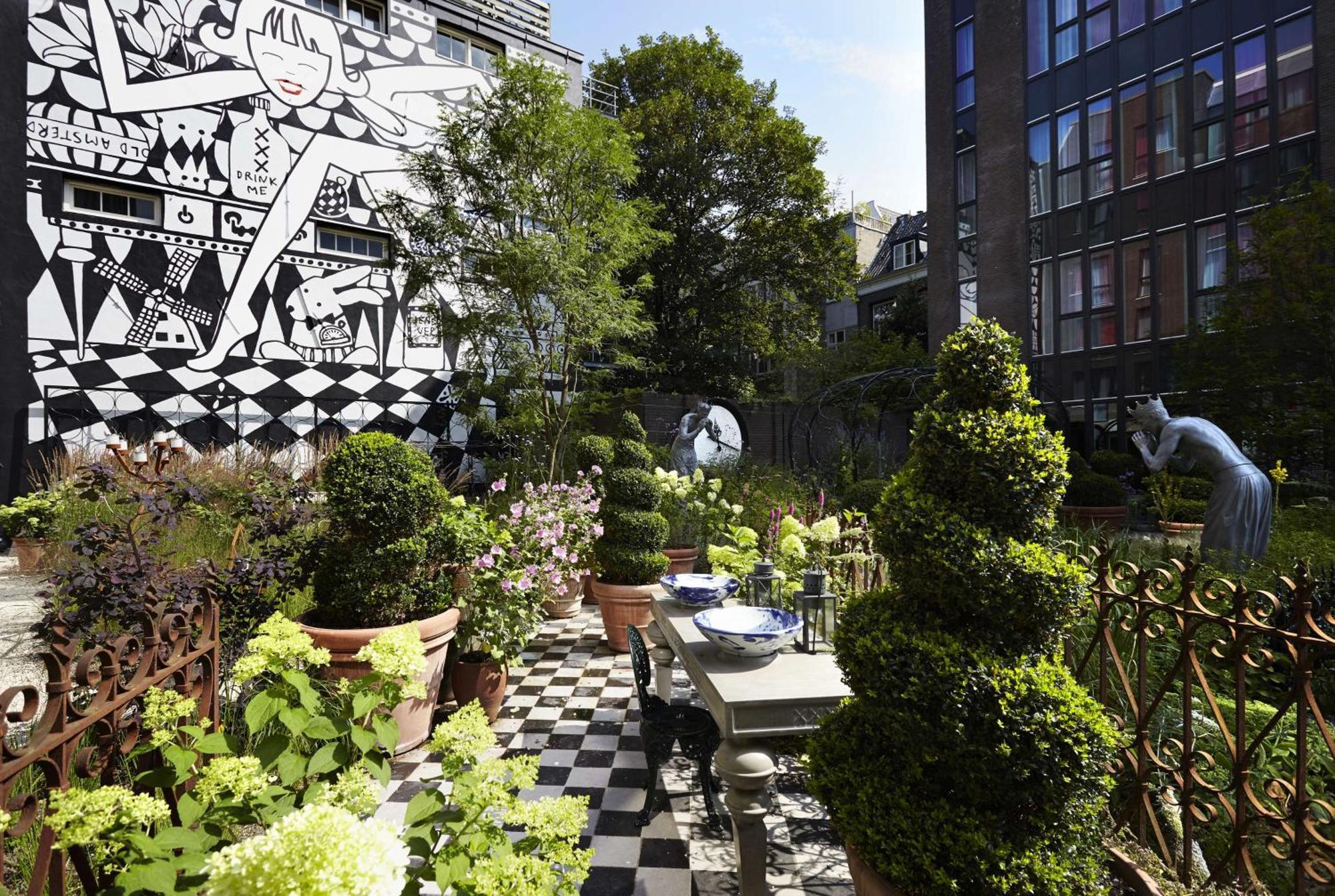 Queen Room Terrace
