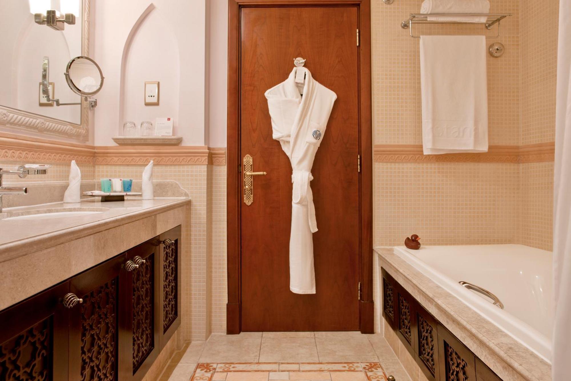 Two Bedroom Apartment Plunge Pool