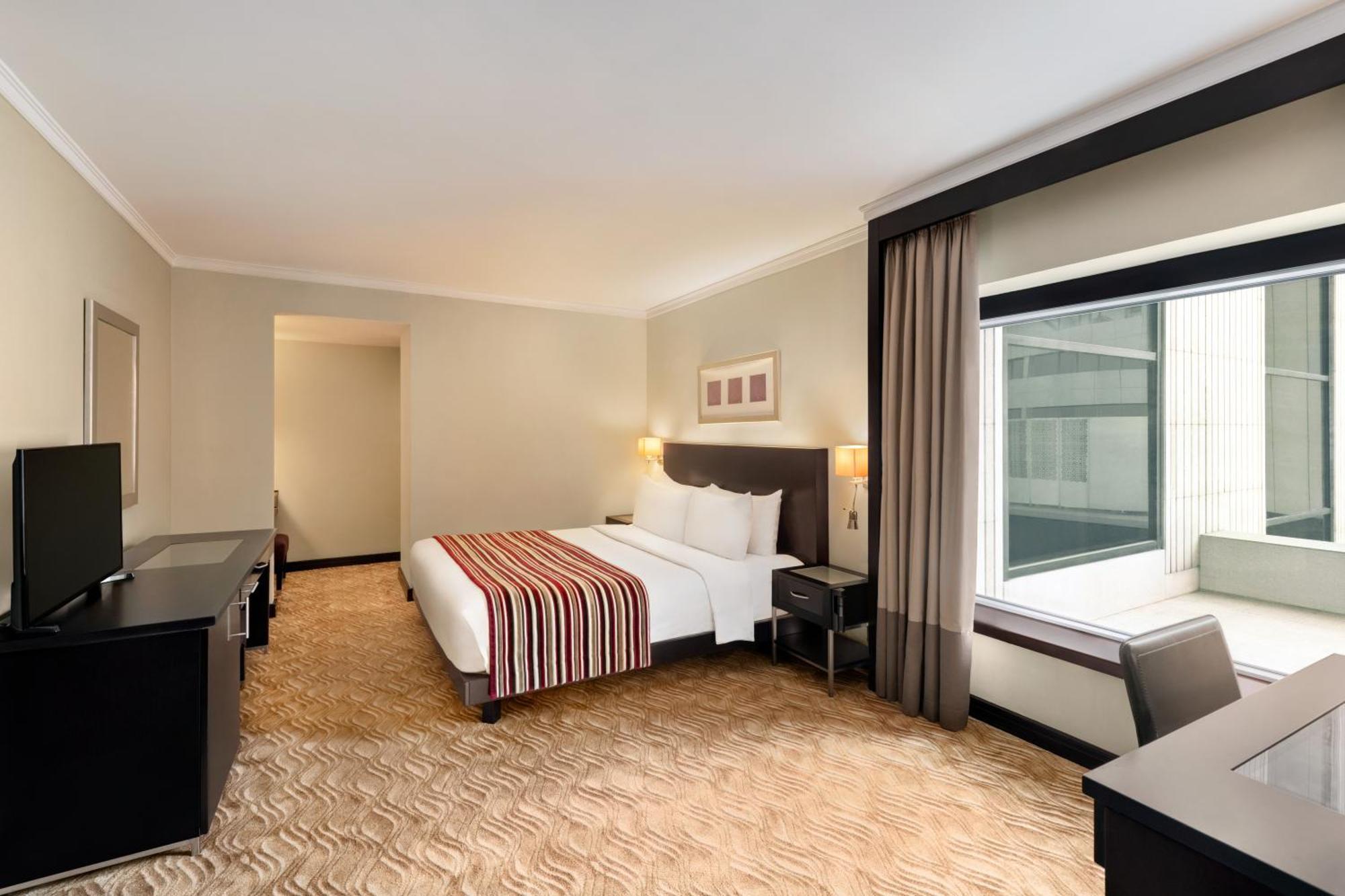 Junior King Suite - Non-Smoking,1586911785:JPEG