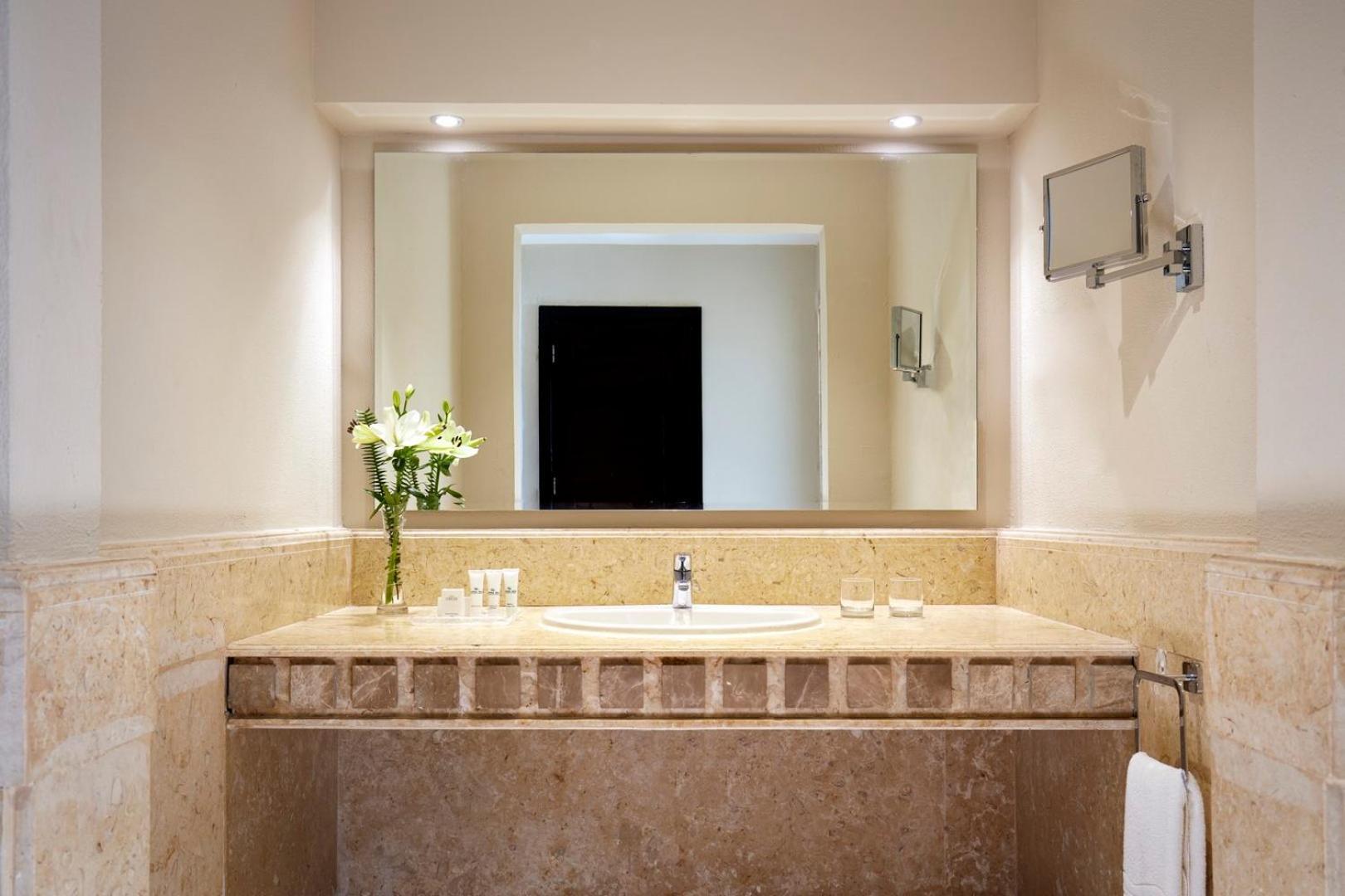 Jacuzzi Room