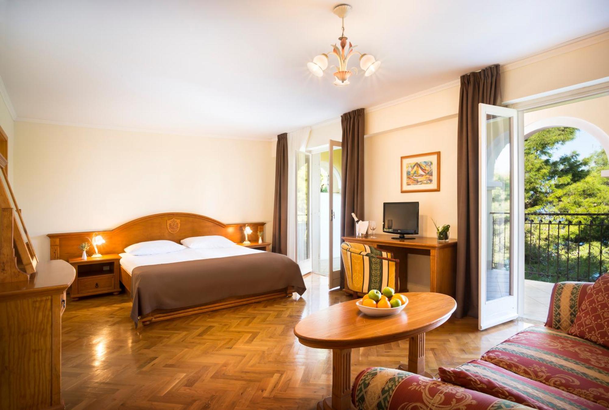 Superior Room Extra Bed