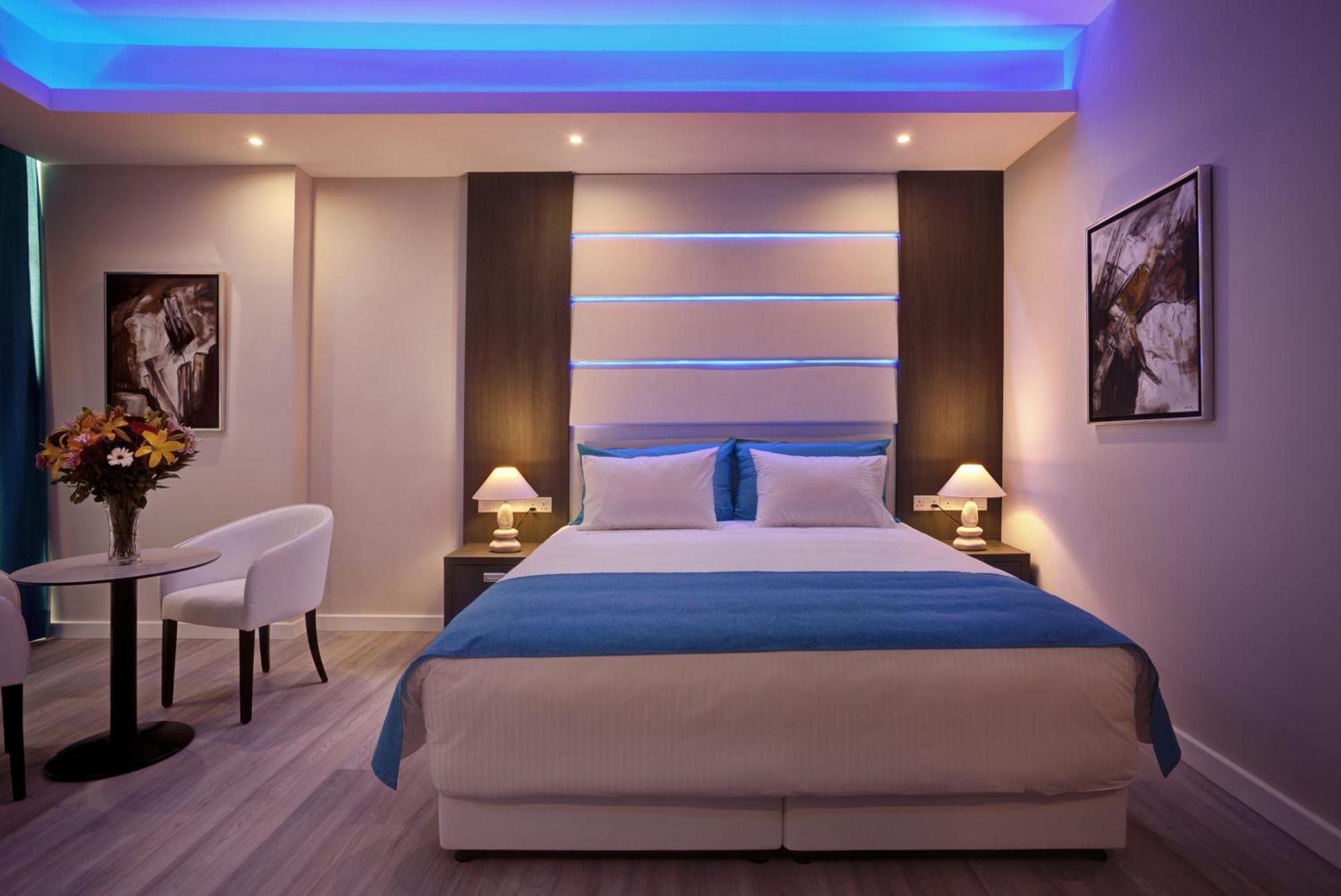 Double or Twin Room Disability Access