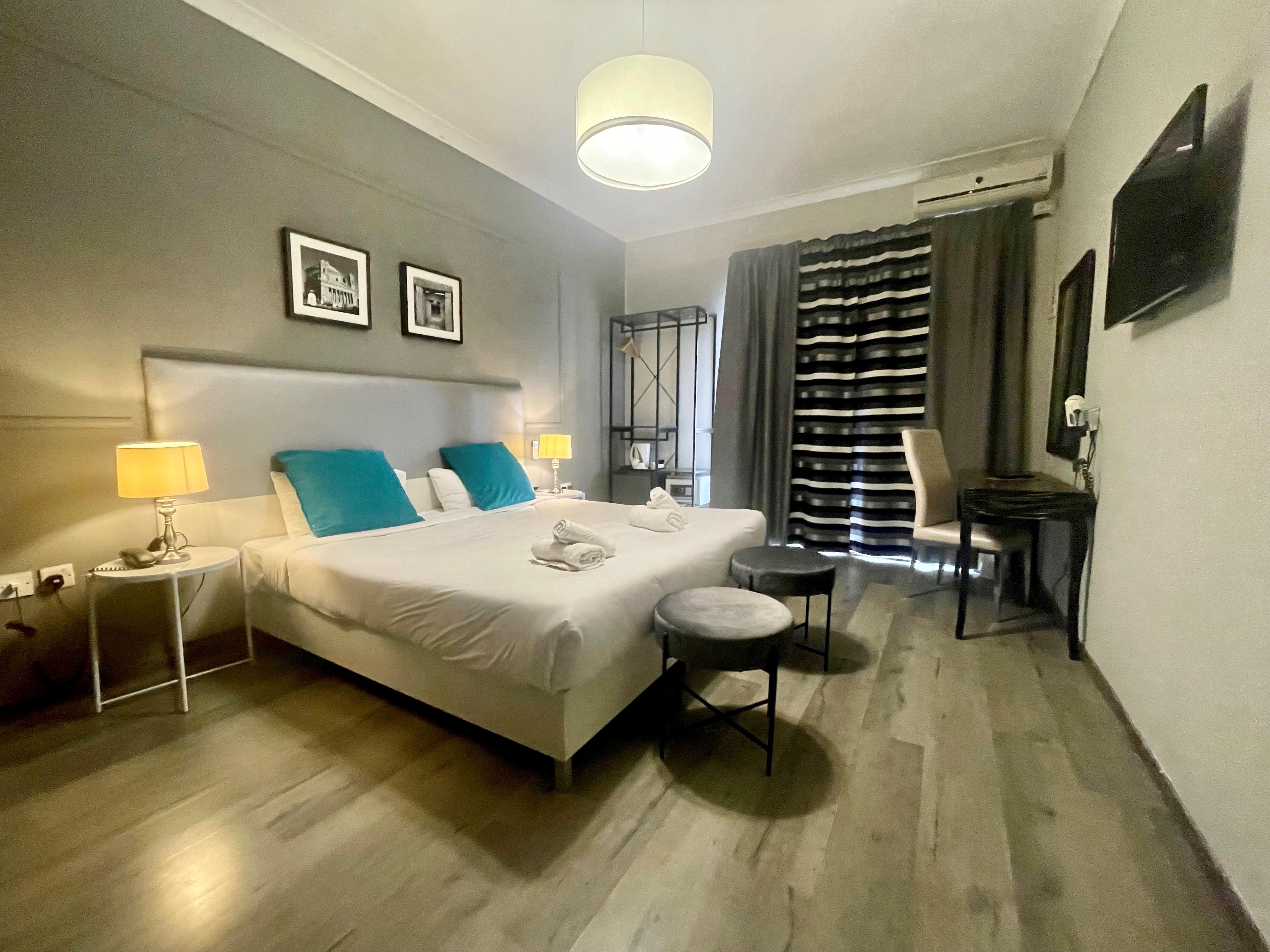 Double or Twin Room Partial Sea View