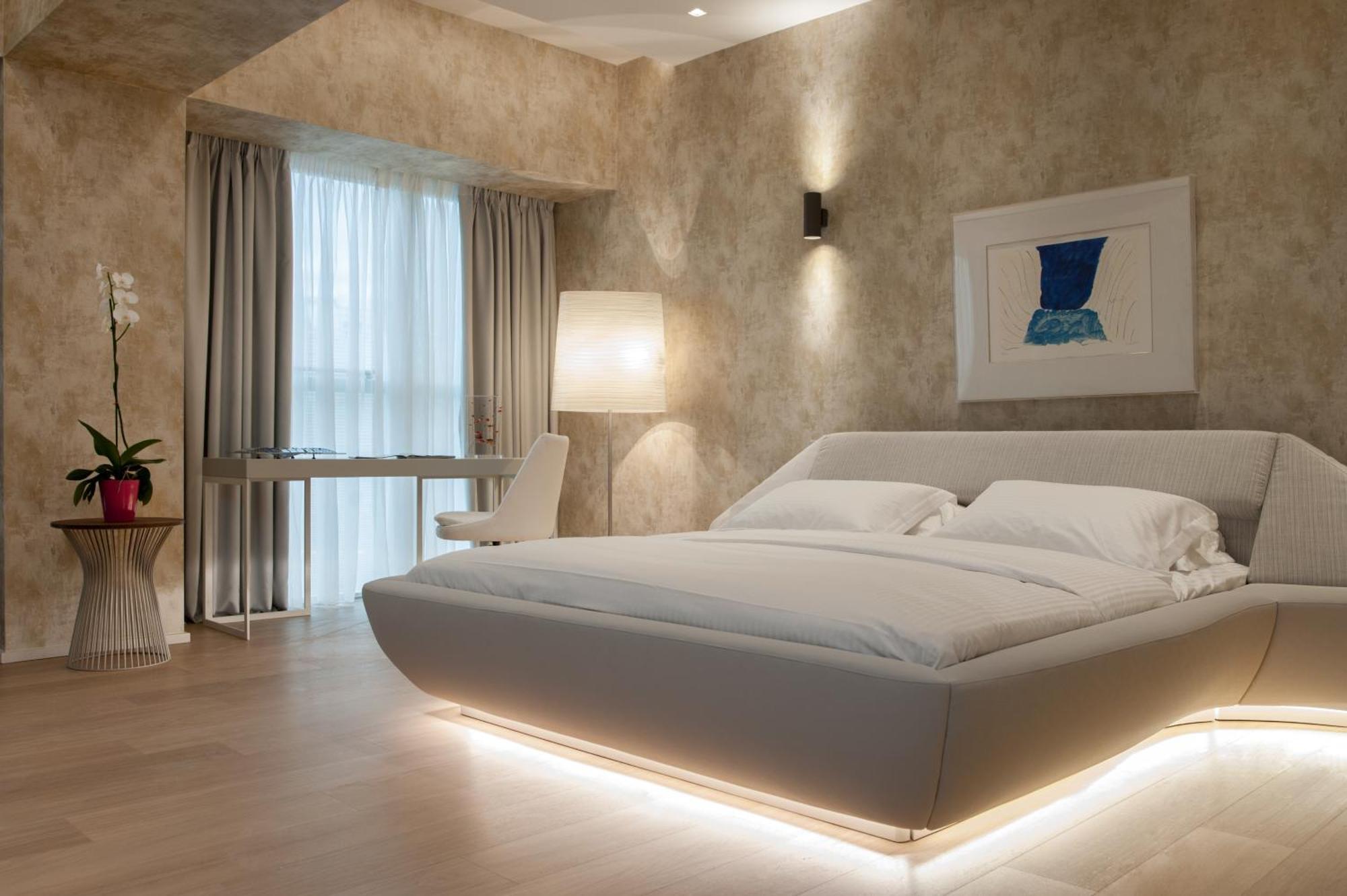 Junior Suite,436442430:JPEG