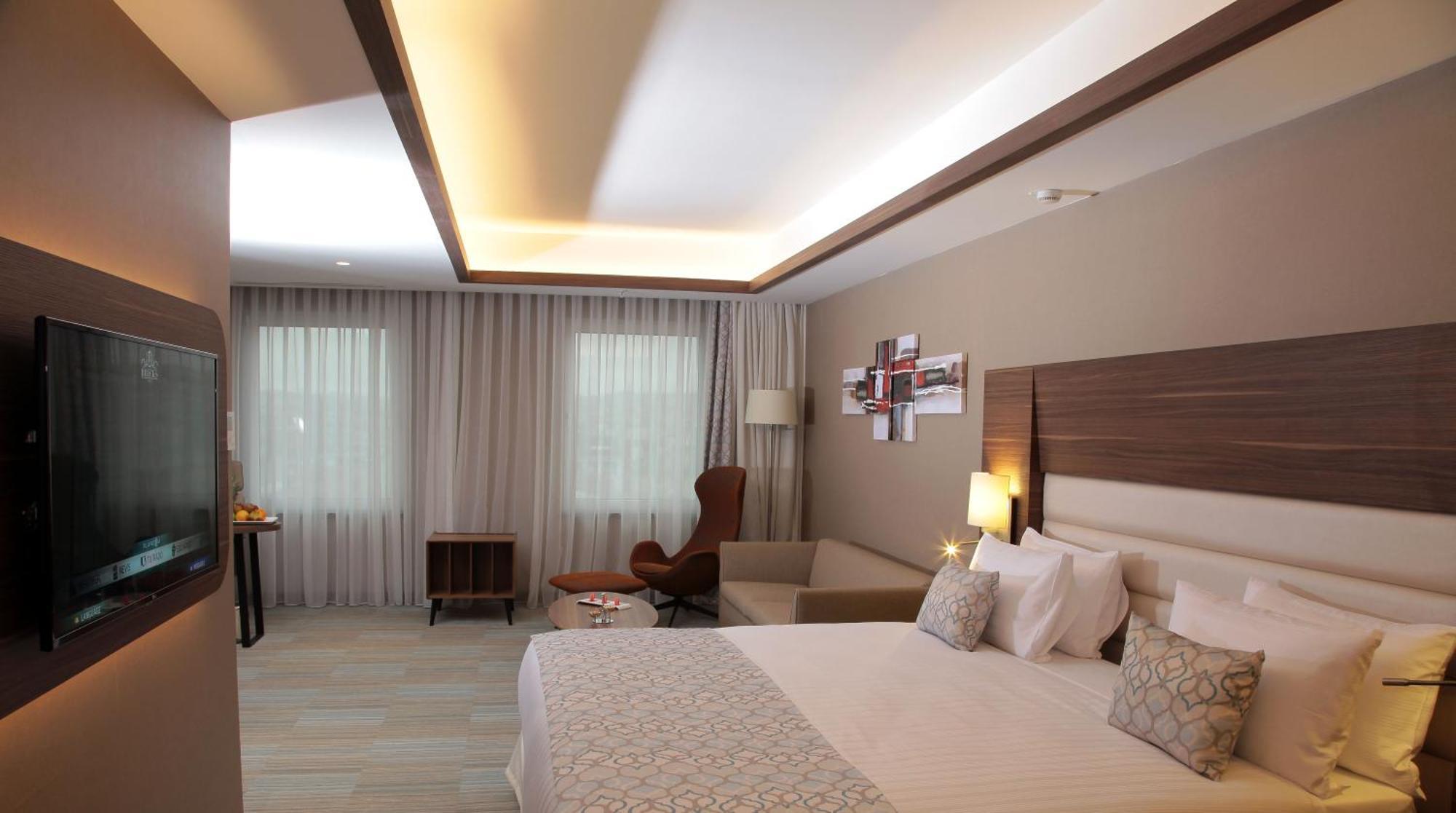 Junior Suite With Free Airport Transfer,1280045695:JPEG