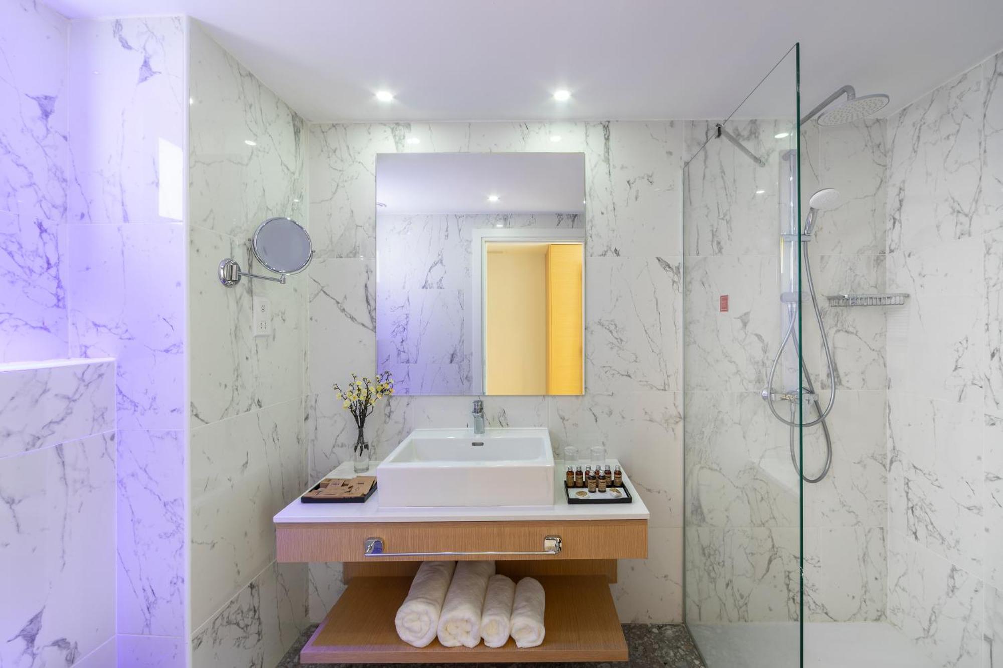 Junior Suite Sea View & Spa Bath