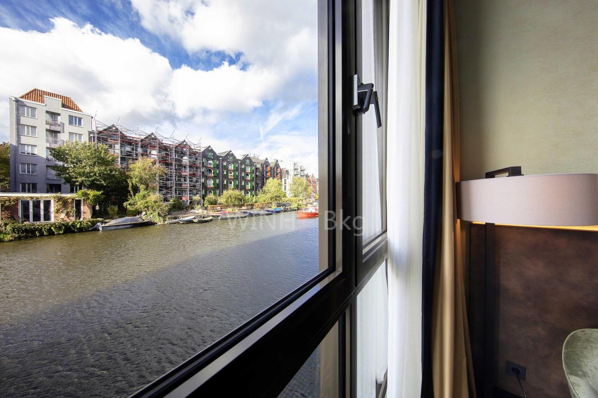 Family Three Persons Room Canal View