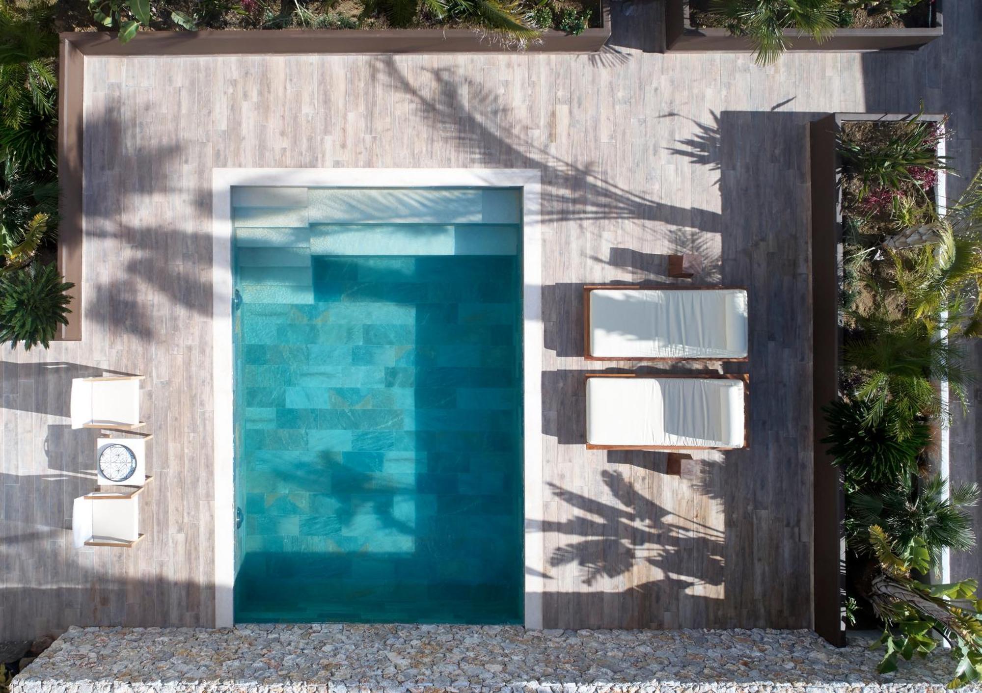 Superior Suite Private Pool