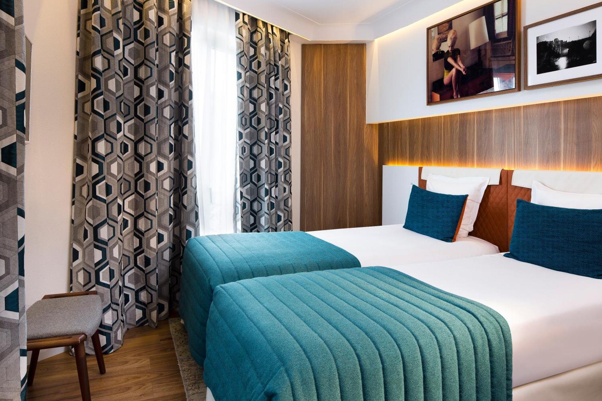 Prestige Room