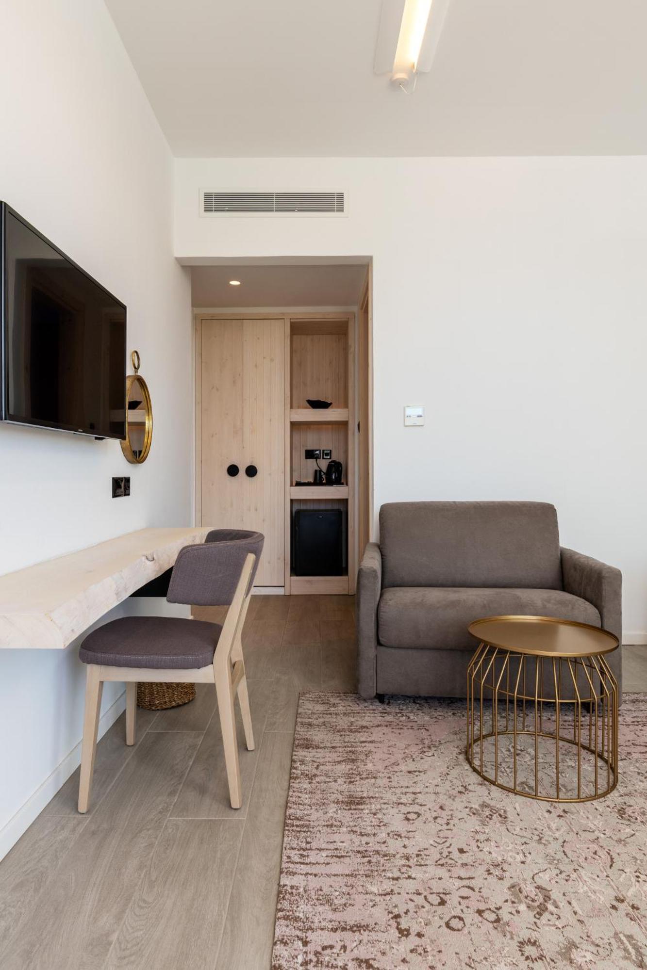 Suite Balcony