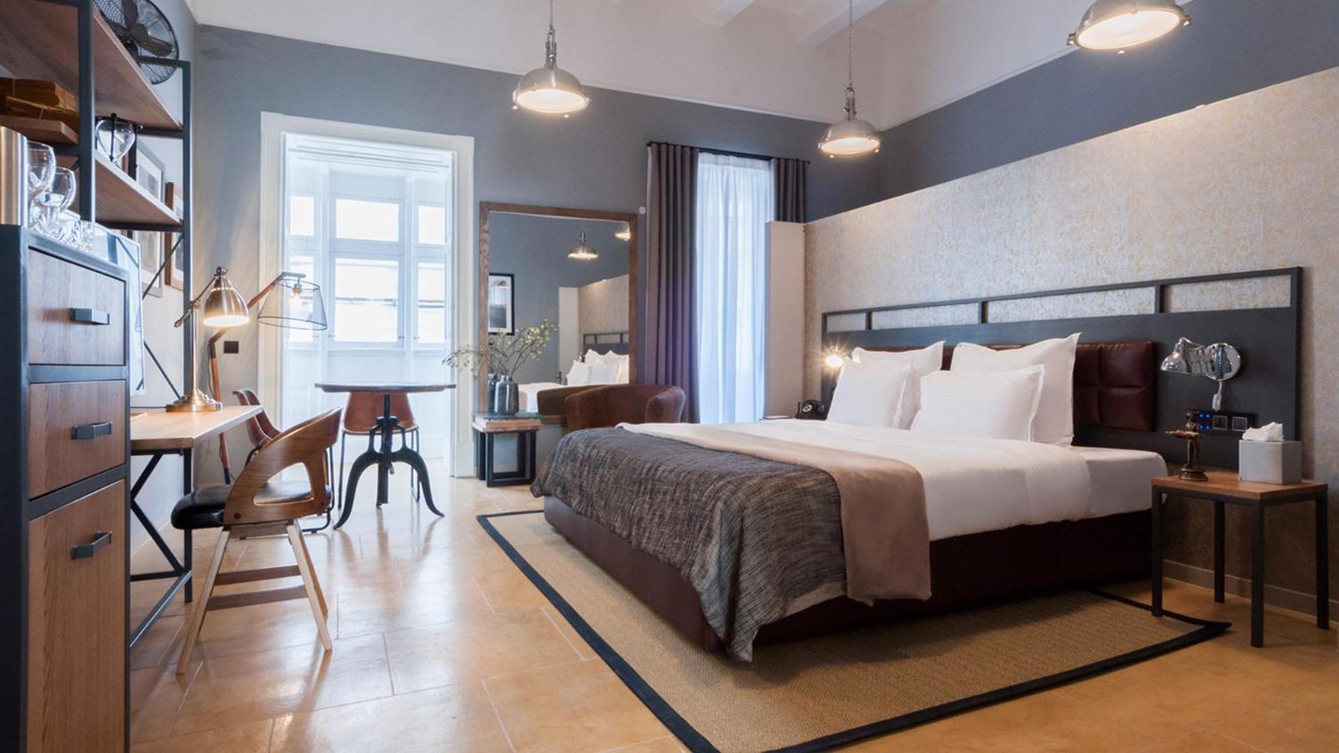 Superior Double Room City View