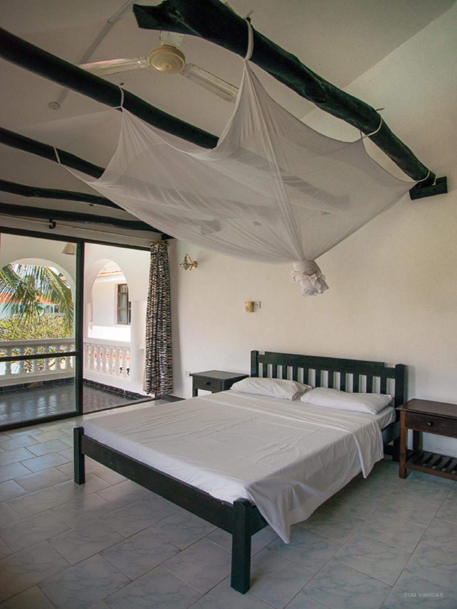 Deluxe Single Room Shared Villa