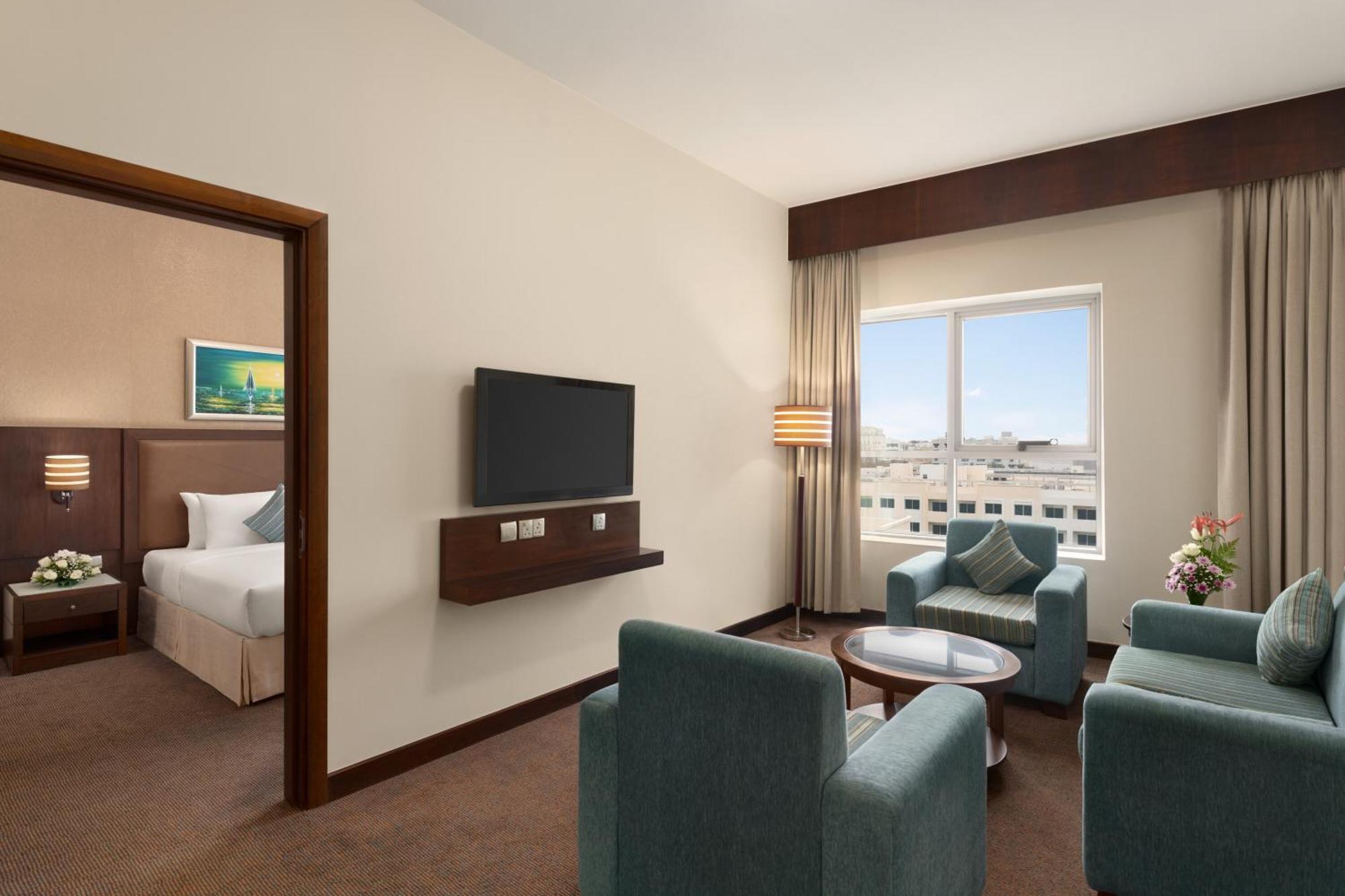 Family King Suite Non-Smoking