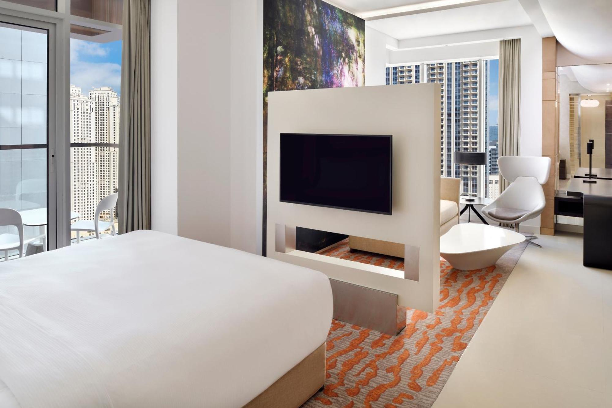 Junior King Suite