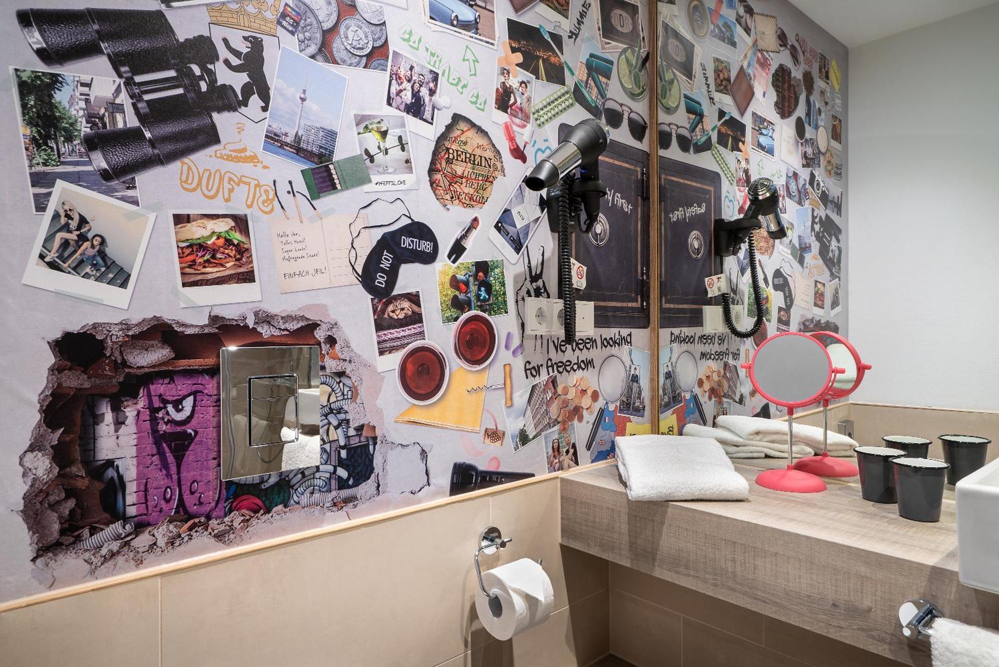 Premium Queen Room,1619215468:JPEG