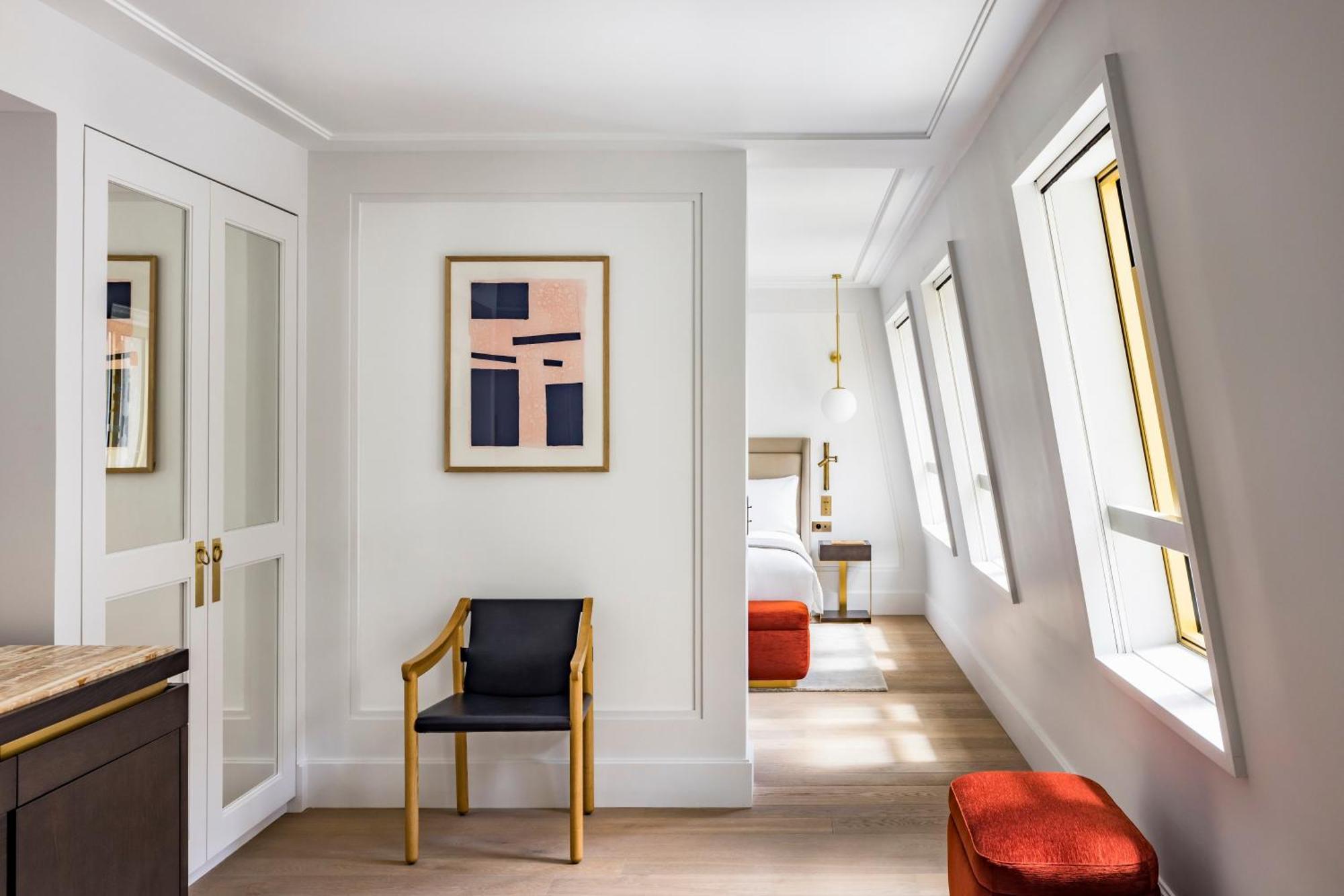 King Suite Opera View