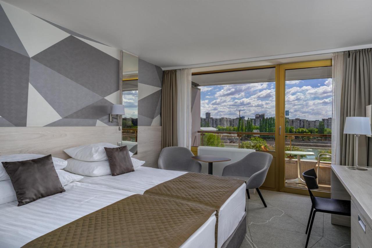 Premium Twin or Double room with New Year's Gala Dinner,1703545168:JPEG