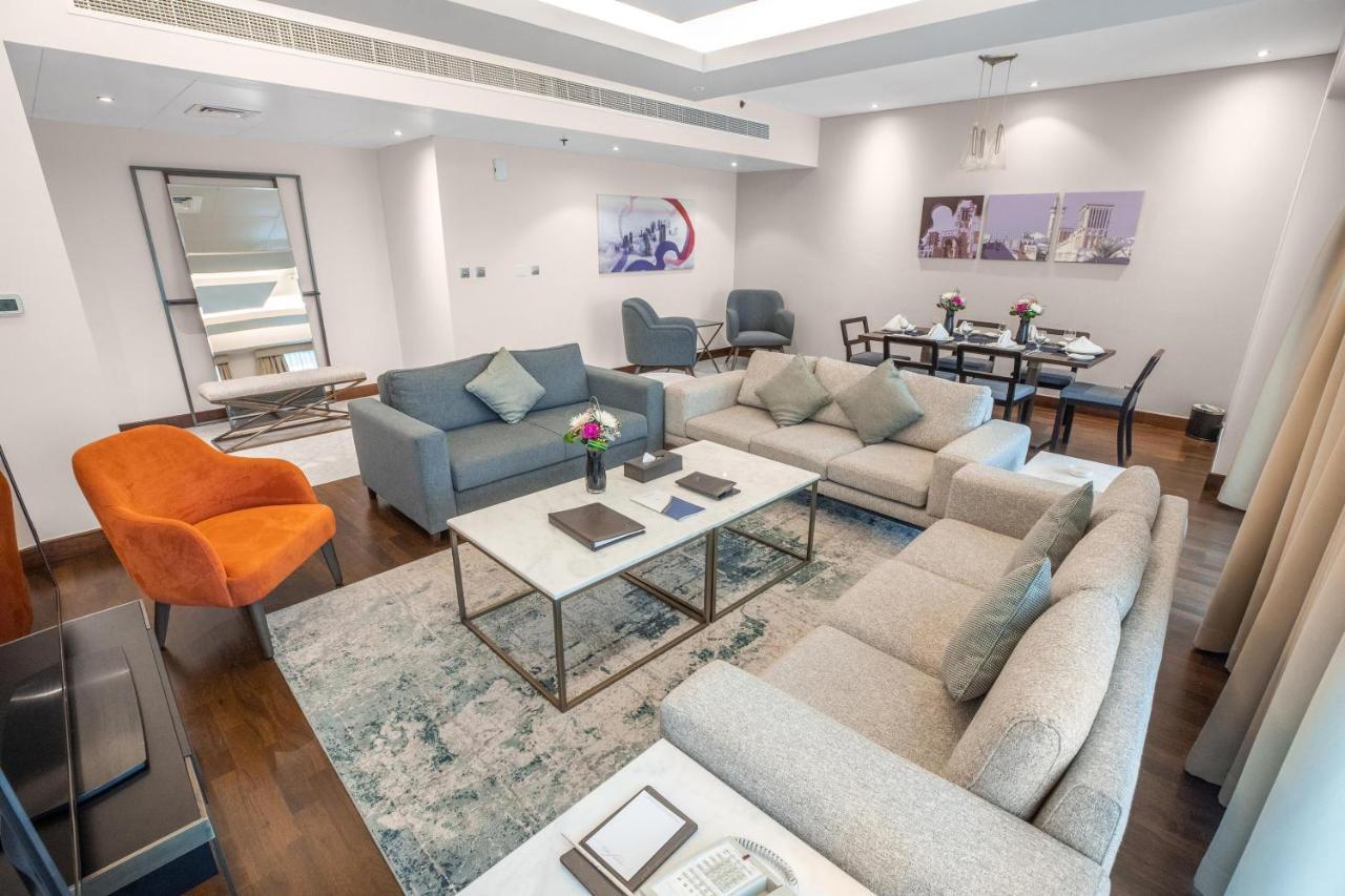 Deluxe Three Bedroom Apartment