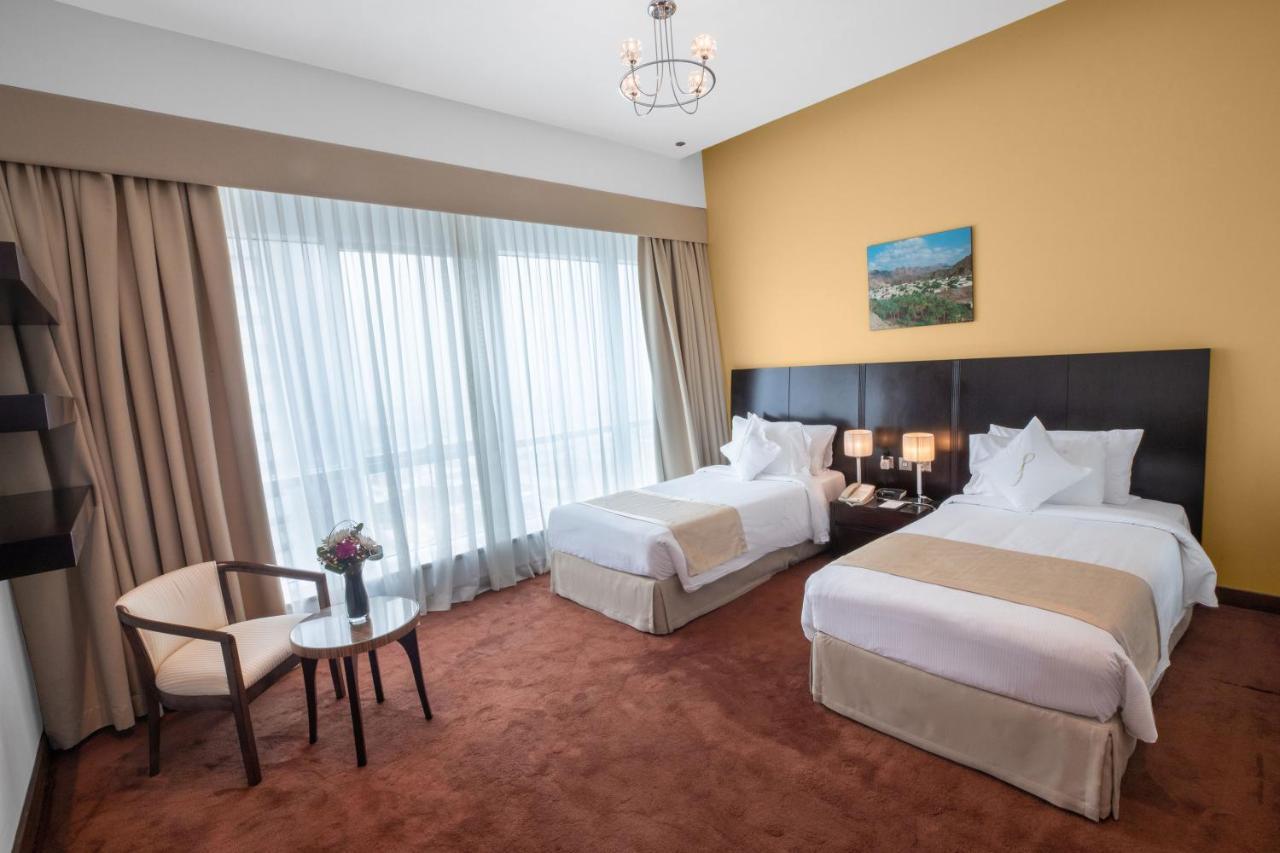 Deluxe Four-Bedroom Apartment Panoramic Views