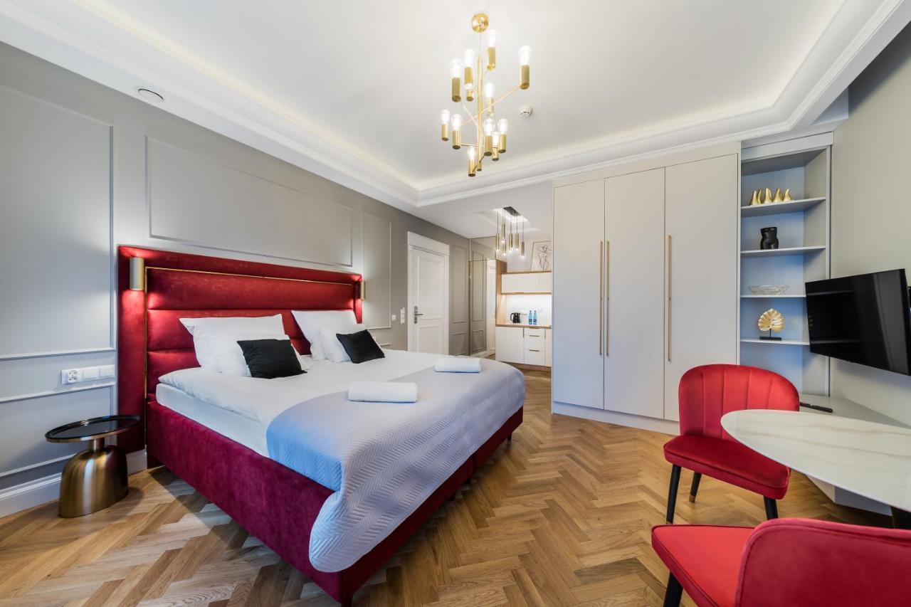 Pokój Dwuosobowy typu Deluxe z 1 lub 2 łóżkami i balkonem