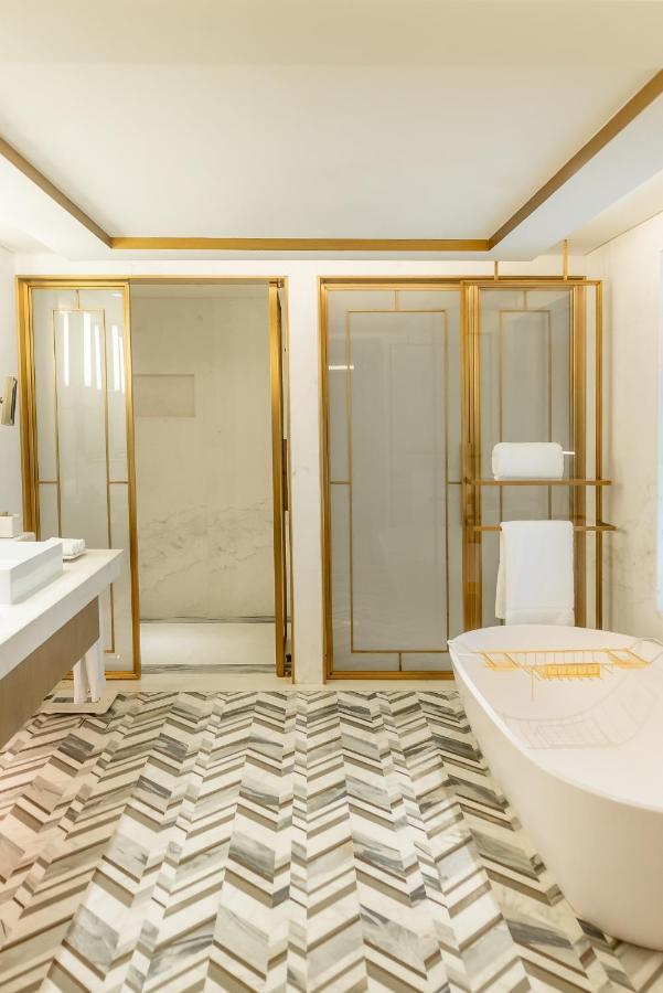 Al Marsa Suite Private Balcony includes Daily & Afternoon Tea Evening Drinks & Canapes Club Privileges