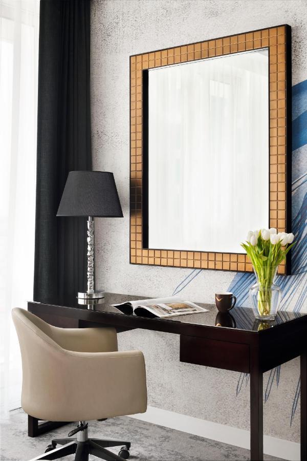 Superior King Room - Includes daily access to Riva Beach Club with free shuttle service,1295524330:JPEG