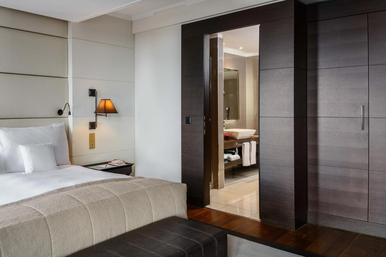 Deluxe Double or Twin Room Lake View