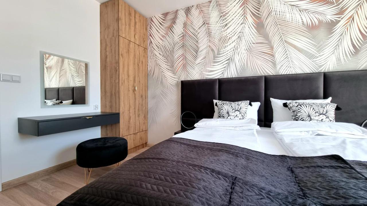 One-Bedroom Apartment,1303515412:JPEG