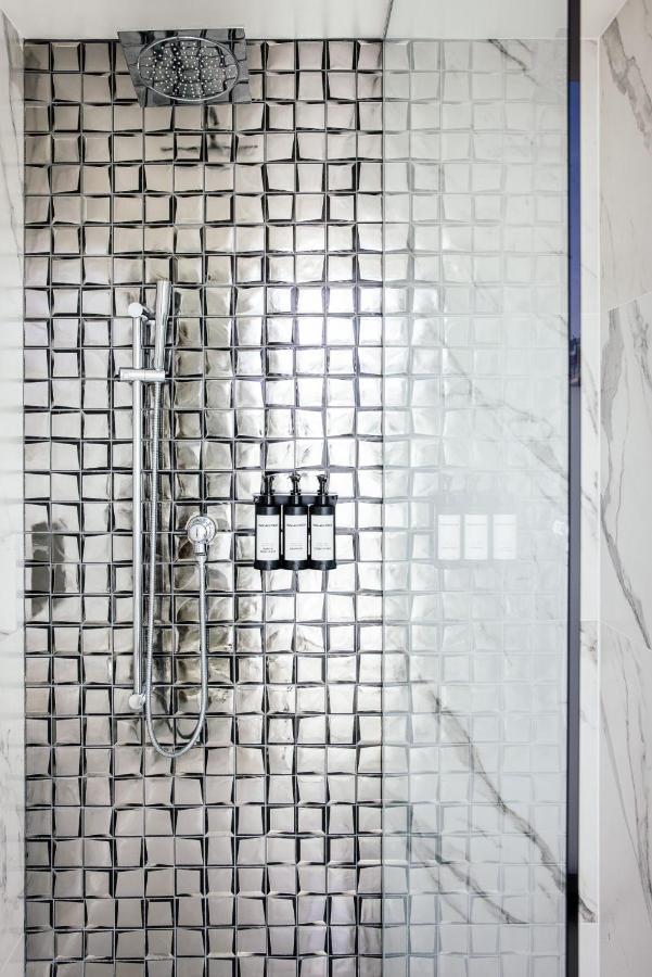 One-Bedroom King Suite Platinum,1563375658:JPEG